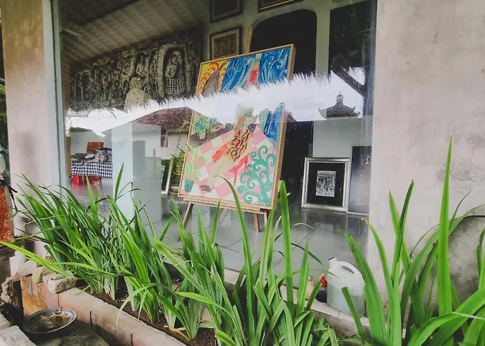 Aura Bed & Breakfast Ubud