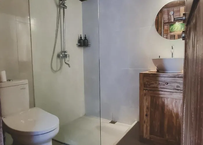 Aura Bed & Breakfast